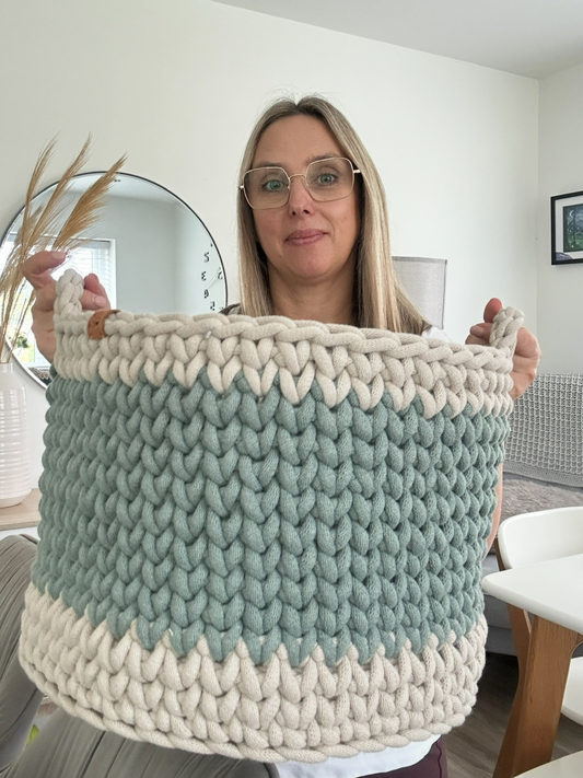 XL Crochet Basket Pattern – with Free Video Tutorial (PDF Download)