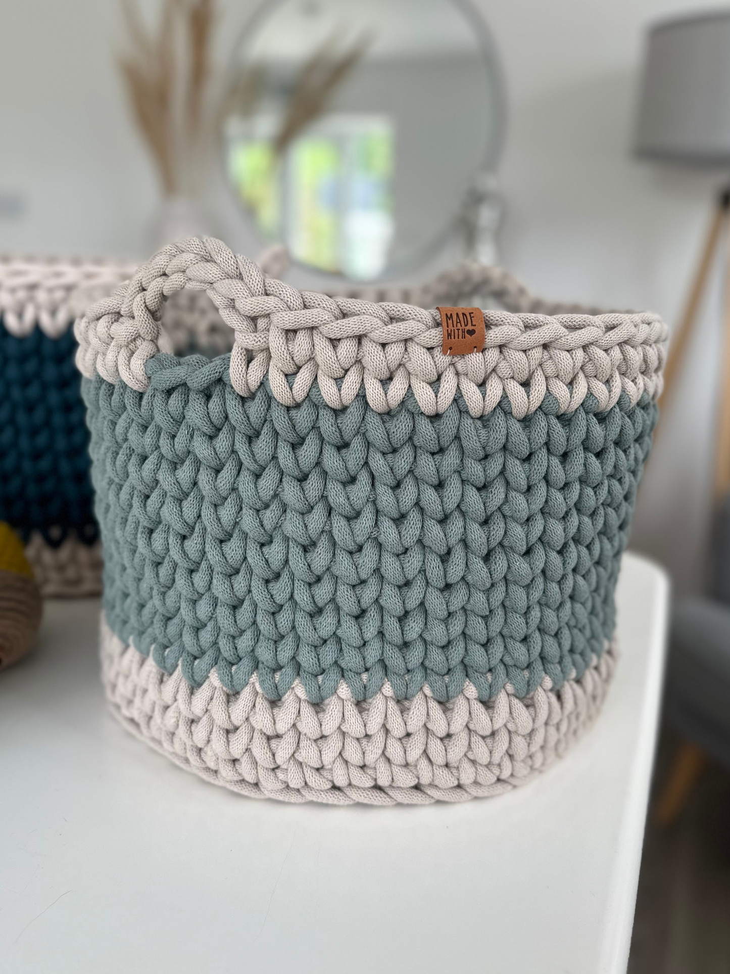 XL Crochet Basket Pattern – with Free Video Tutorial (PDF Download)