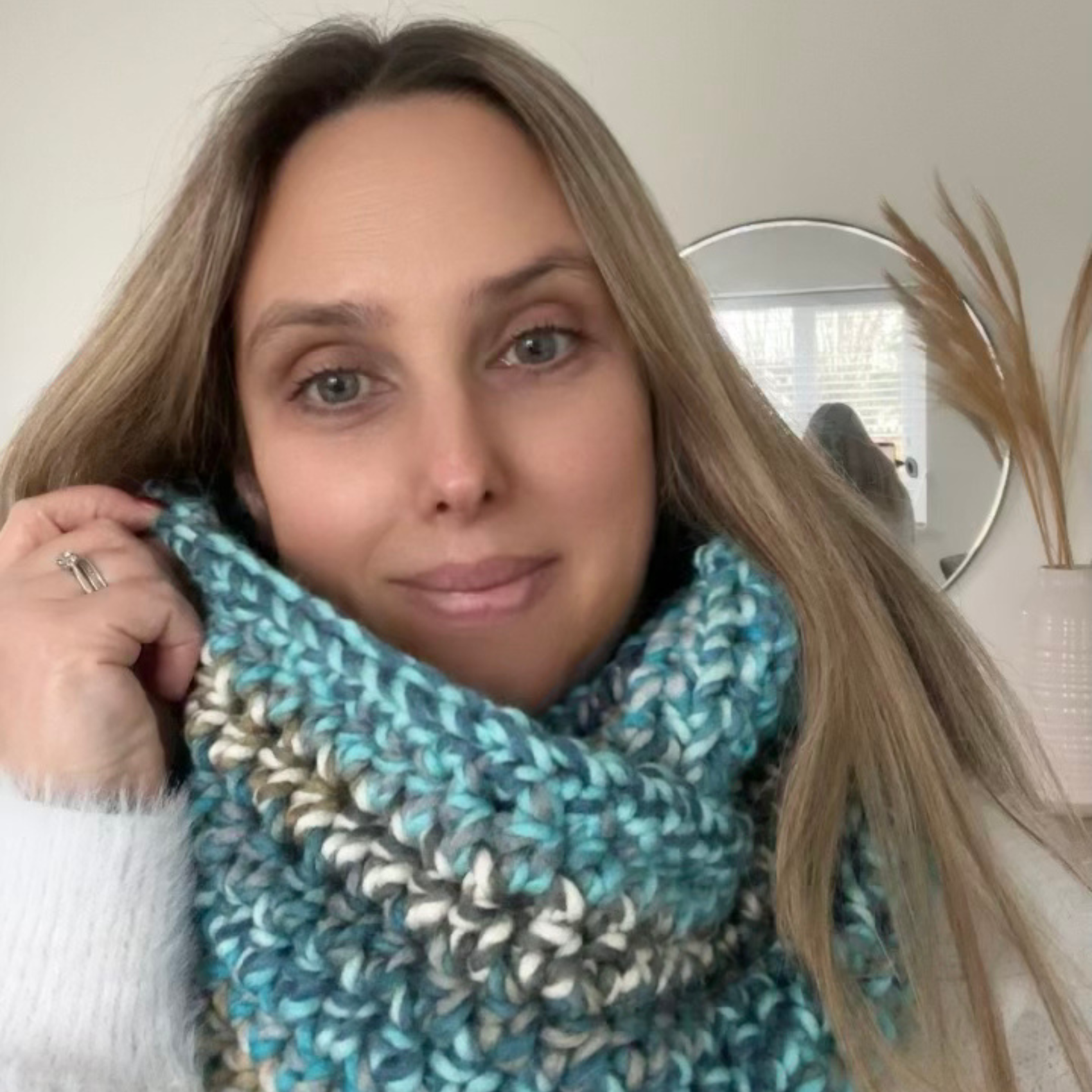 Cosy Sunday Snood | Beginner Crochet Kit | September Pre-Order