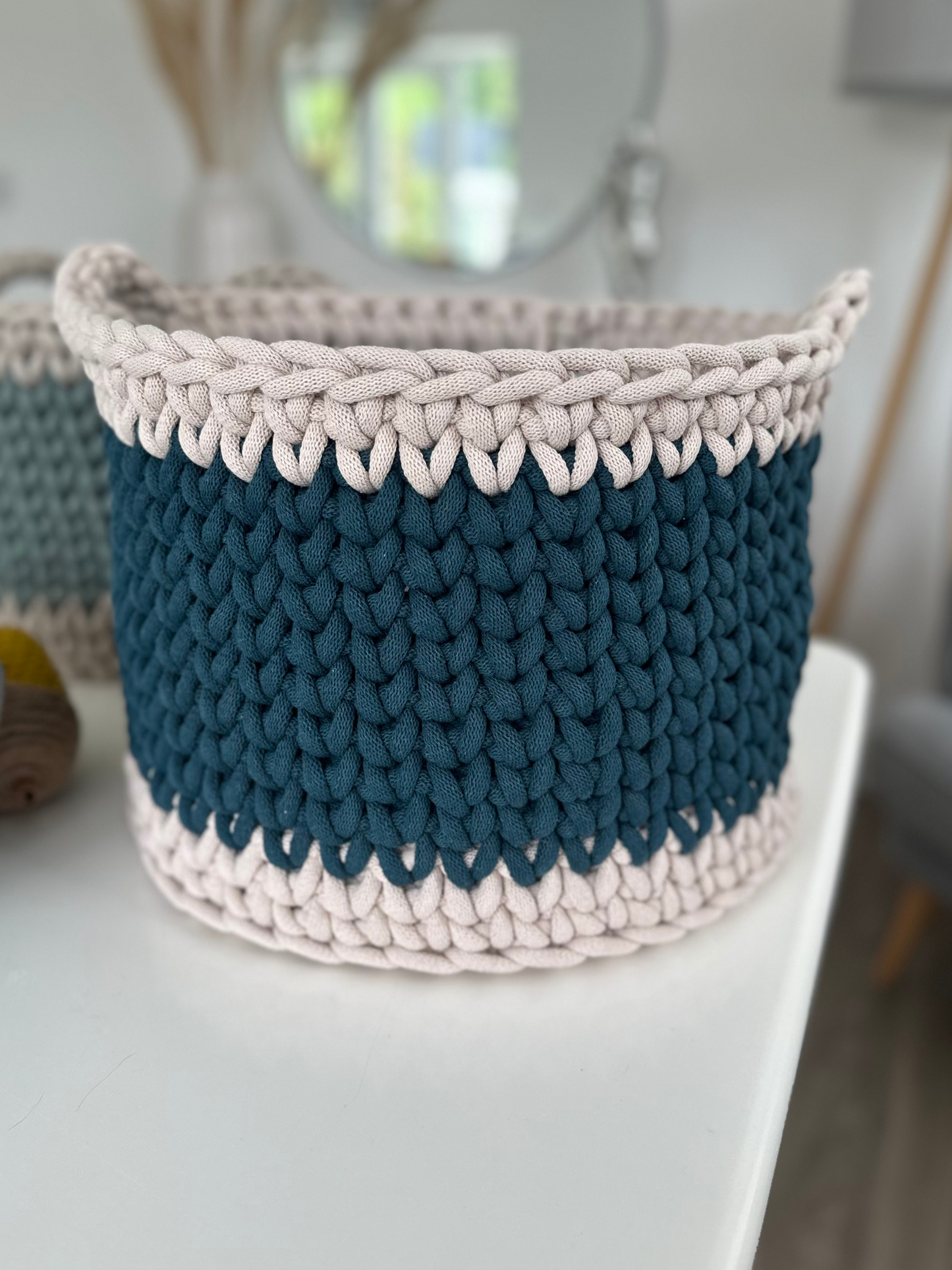 XL Crochet Basket Pattern – with Free Video Tutorial (PDF Download)