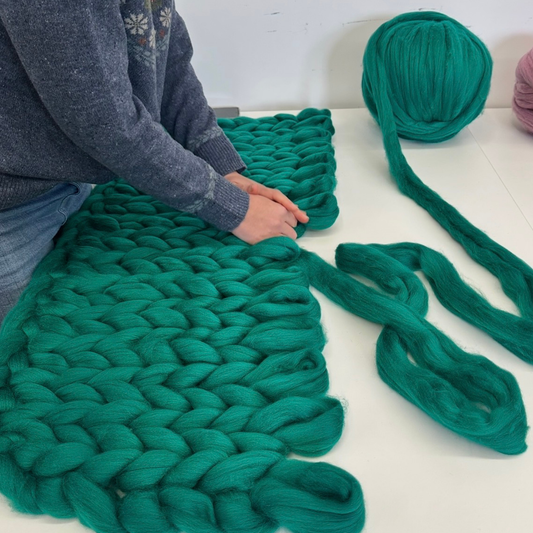 Chunky Blanket Workshop - Prestatyn - Sat 13th December - Only 3 Spaces Left